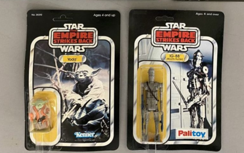 Pasangan Suami Isteri Temui Koleksi Figura Star Wars Berharga RM2 Juta Dlm Plastik Sampah 1 daebaking.co Pasangan Suami Isteri Temui Koleksi Figura Star Wars Berharga RM2 Juta Dlm Plastik Sampah sss