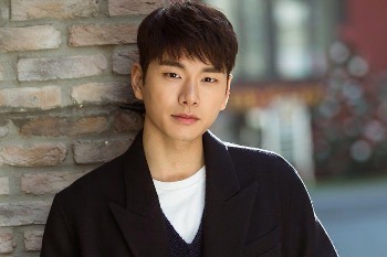23 Artis Korea Dari Keluarga Kaya 1 Artis Korea dari keluarga kaya