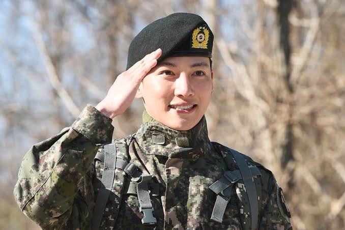 15 Watak Askar Yang Memukau Dalam Kdrama 13 IMG 7688