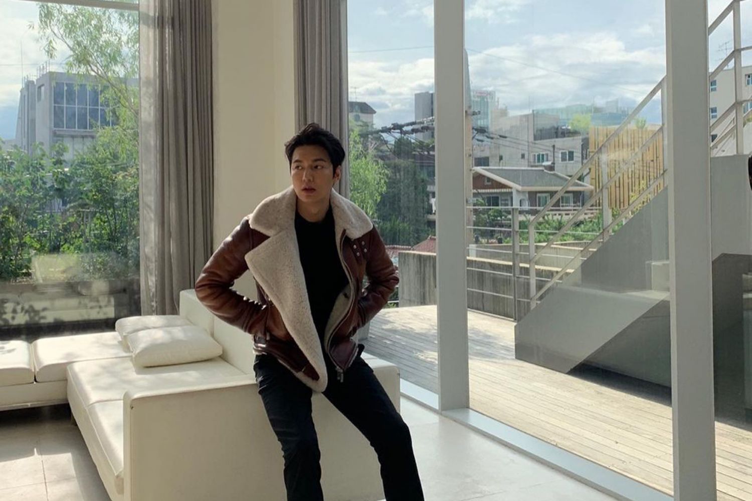 14 Artis Korea, Memiliki Bangunan Dan Hartanah Sendiri 1 Artis korea