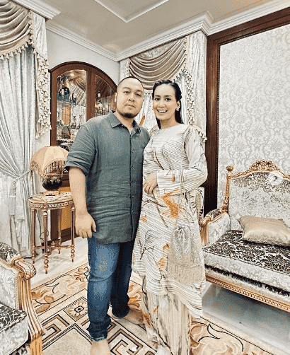 Tuan Rumah Cantik Berapron, Netizen Teruja Lihat Rumah Marsha 1 Marsha2