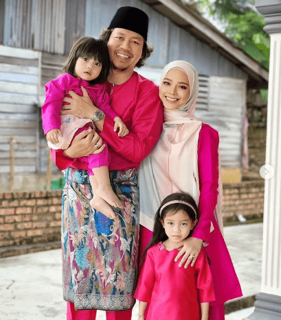 “Ko Jangan Sweet Macam Tu..” - Jep Sepahtu Ucap Sesuatu Pada Sari Yanti Bikin Ramai Terhibur 1 jep3