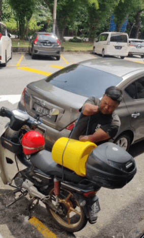 "Kena Support Kedai Mcmni"-Bos Dipuji Kerana Ambil Pekerja Yg Kurang Sempurna 1 support1