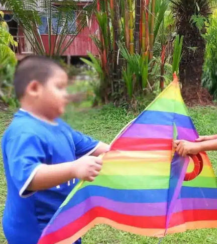 Penduduk Berebut, Jumpa Beg Plastik Yang Berisi Duit Dalam Longkang 1 Screenshot 2023 06 11 181423