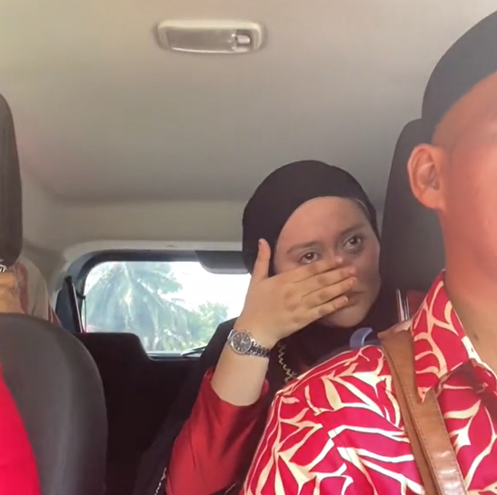 Baru Lepas Putus Cinta, Sekali Reaksi Ibu Bapa Wanita Ini Pula Tarik Perhatian Ramai 1 Screenshot 2023 06 19 111720