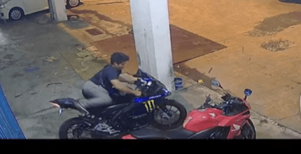 Motosikal Hampir Dirembat, Salakan Anjing Selamatkan Motosikal Daripada Dibawa Lari 1 motosikal2