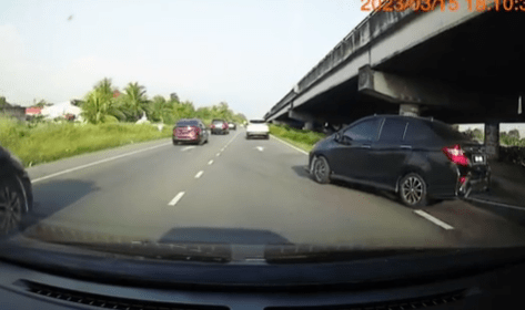 "Keluar Simpang Tolonglah Tengok Keliling"-Rakaman Kereta Keluar Melulu Undang Amarah Netizen 1 simpang