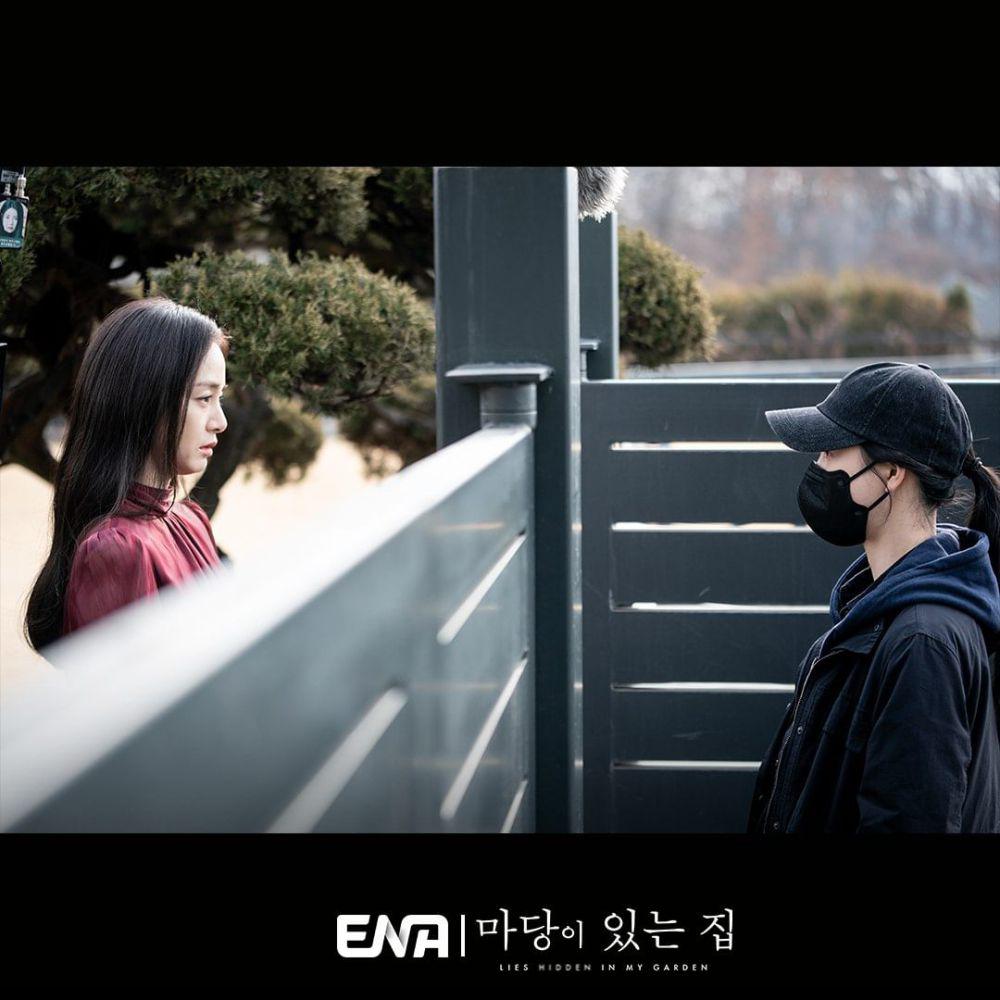 Lies Hidden In My Garden, 10 Plot Twist Paling Mengejutkan 5 7fdbee25 a755 464c 9032 3c19ada4306a