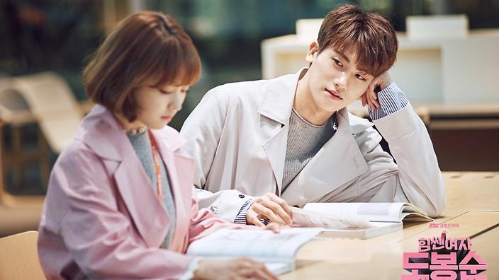 17 Kdrama Komedi Menarik dan Menyegarkan 3 a8278642 897d 4d11 9ccc e14c495a157c 1