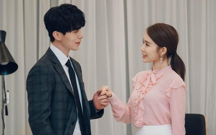 17 Kdrama Komedi Menarik dan Menyegarkan 11 efad5a7d 27eb 4b92 8584 bc252b22f07d
