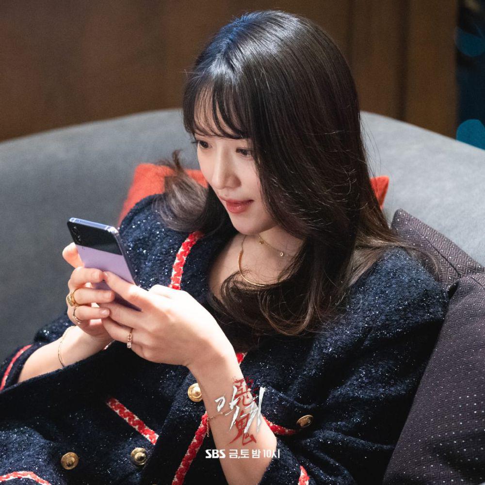 Revenant - 7 Fakta Watak Pyo Ye Jin Sebagai Cameo, Berakhir Tragis 2 f473667e cb08 4037 b0d2 1831ce0c9d93