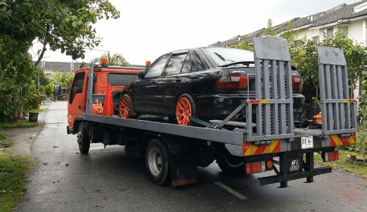 Peguam Kongsi Cara 'Ajar' Jiran Yang Suka Parking Di Hadapan Rumah 1 parking1
