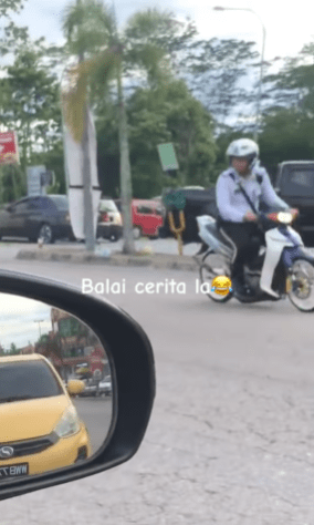 "Nmpk Mcm Abg Polis Best Pulas Motor Tu"-Aksi Abg Polis Swap Motor Hiburkan Netizen 1 polis