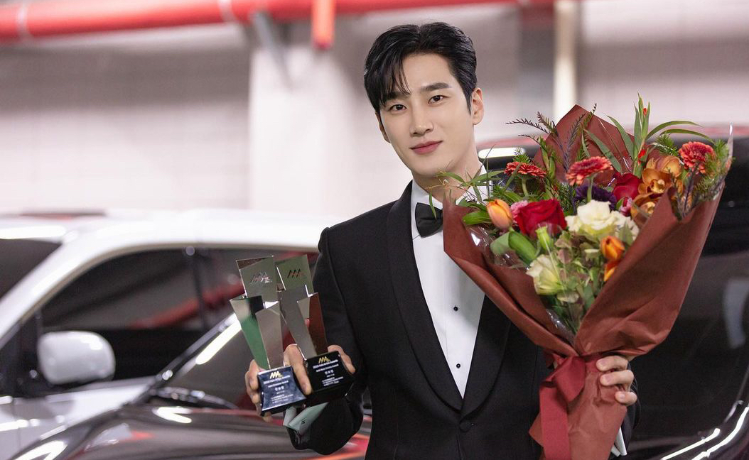 2 Skandal Lama Ahn Bo Hyun Diungkit Semula, Peminat Risaukan Jisoo 2 IMG 9346