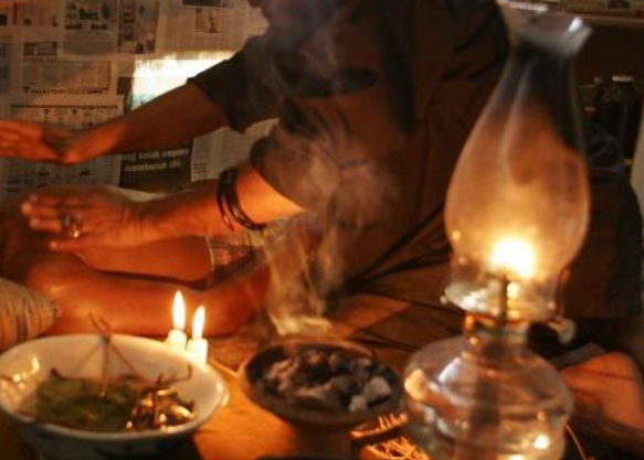 Bangla Sanggup Guna Minyak Dagu Sebab Nak Mengurat Isteri Orang, Sekali Ini Tindakan Si Suami 1 Screenshot 2023 08 02 122342