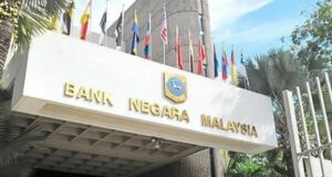 Makcik Kantin Sekolah Jadi Tarikan Dunia Lepas Kongsi Cara 'Cuci Duit' 1 4