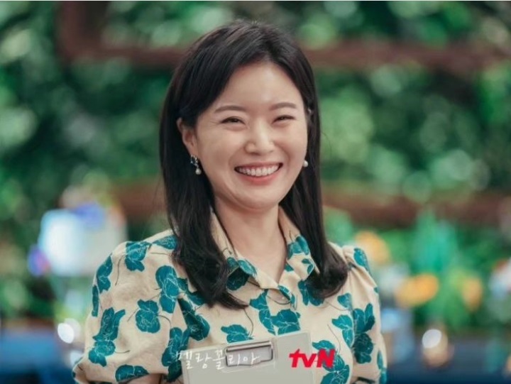 Behind Your Touch, 11 Fakta Watak Jung Hyeon Ok Yang Menghiburkan 11 IMG 3275