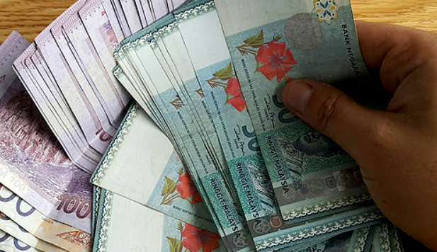Jumpa Beg Berisi Duit Dalam Rumah Terbiar, Lihat Apa Yang Dilakukan Oleh Lelaki Ini 1 Screenshot 2023 09 12 110435