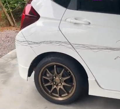 "Dia Ingat Whiteboard Ke" -Reaksi Kanak-Kanak Ini Selepas Conteng Kereta Atuk, Buat Ramai Terhibur 1 Screenshot 2023 09 25 103106
