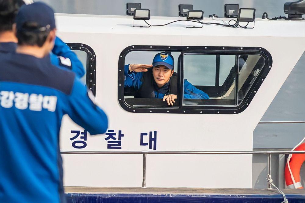 Han River Police Episod 1-2 Tampilkan Misteri Yang Sukar Dirungkai 9 d2f5cb3c 7f3a 4e02 92ab 30fd18b16626