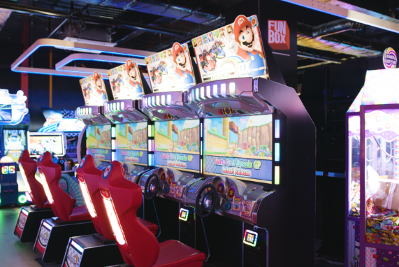 "Boleh Patah Stereng" -Aksi Lelaki Cina Main 'Arcade' Tarik Perhatian Ramai 1 Screenshot 2023 10 03 092504