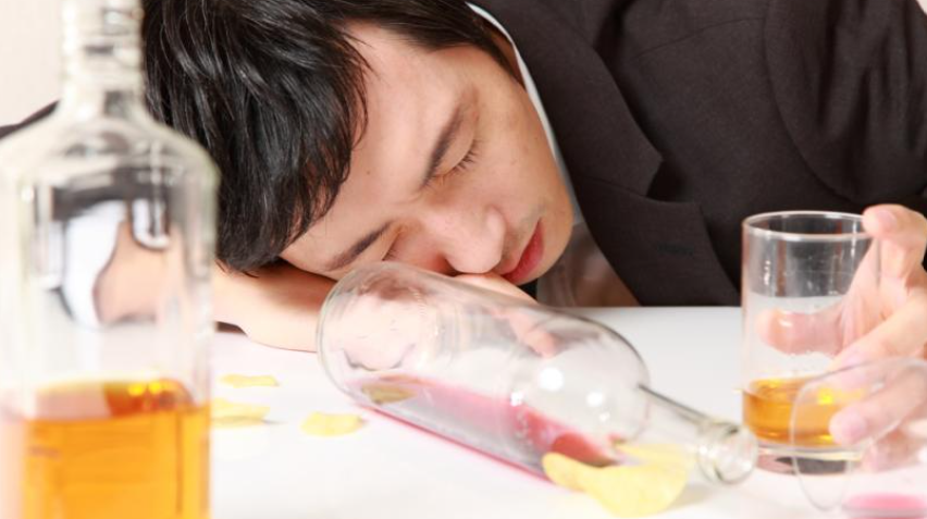 Lelaki Mabuk Tidur Dalam Longkang, Sekali Lain Pula Yang Netizen Perasan 1 Screenshot 2023 10 13 155731
