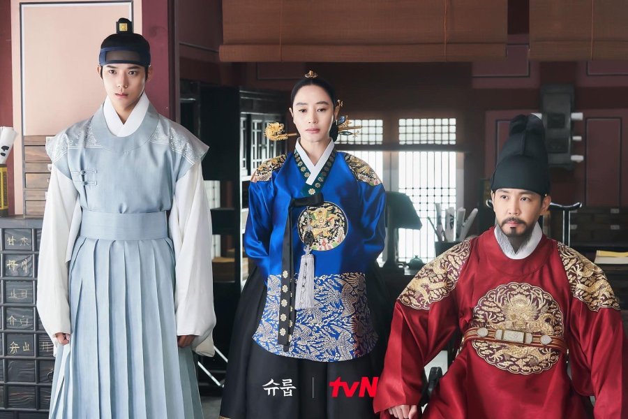 7 Kdrama Tentang Putera Mahkota dengan Kisah Cinta dan Konflik Politik Perebutan Tahta 4 IMG 1478