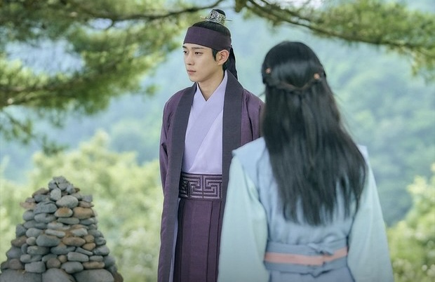 Moon In The Day: 4 Sebab Korang Mesti Layan Drama Yang Diadaptasi Webtoon Ini 2 IMG 2674