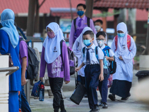 6 Orang Murid Diculik Selepas Cubaan Mencuri Kenderaan, Sekali Tangisan Mereka Pula Tarik Perhatian Ramai 1 Screenshot 2023 11 01 124837