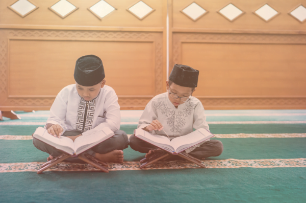 "Meremang Dengar Dia Baca"-Reaksi Pemuda Ini Hafal Al-Quran Jadi Tumpuan Ramai 1 Screenshot 2023 11 11 155648