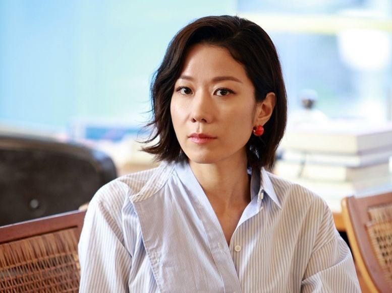 Suri Hati Lee Sun Kyun, Merupakan Bekas Miss Korea dan Salah Seorang Pelakon Paling Kaya di Korea 5 Jeon hye jin