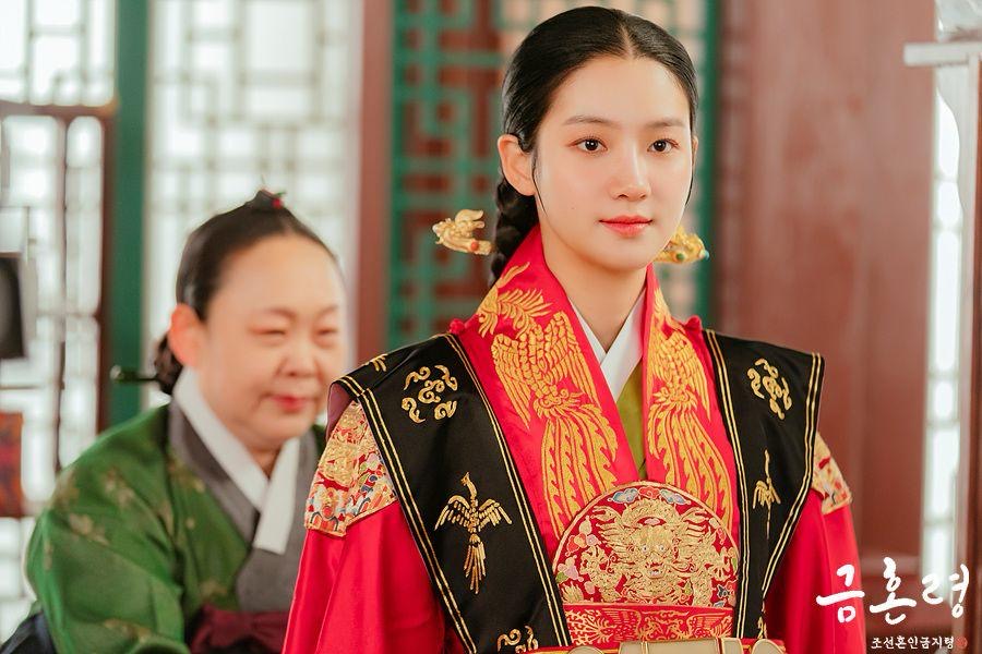 7 Watak Wanita dalam Kdrama Sageuk 2023 yang Miliki Perniagaan Rahsia 3 7ba0e2c5 f7bd 44ff a5cc f701f64cf57a
