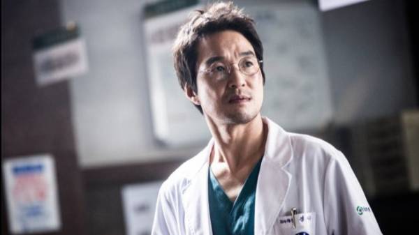 6 Kdrama Terbaik Han Suk Kyu a.k.a Kim Sabu, Jadi Gigolo Pun Ada 1 IMG 5735
