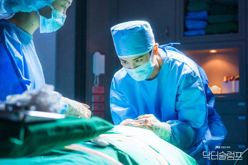Tayangan Perdana Kdrama Doctor Slump Bermula dengan Baik, Rating Memberangsangkan 2 IMG 2817