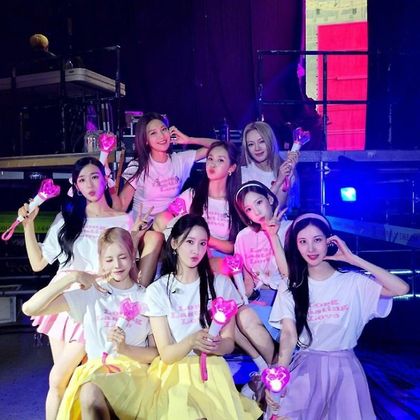Selena Gomez Dikecam Teruk Oleh Knetz Kerana Menggunakan Foto Peminat SNSD Kpop Dalam Laman Instagramnya 7 IMG 4838