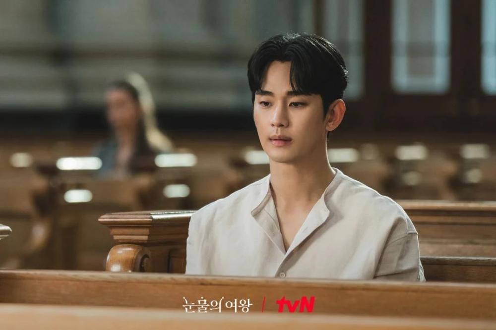 Cinta Bertaut Kembali dalam Queen of Tears? Sesalan Menghantui Kim Soo Hyun 5 7856e3b8 5688 4848 b8ea 9b507cff691a