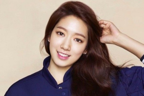 10 Pelakon Korea Tercantik 2024 Tanpa Solekan dan Pembedahan 6 IMG 9303
