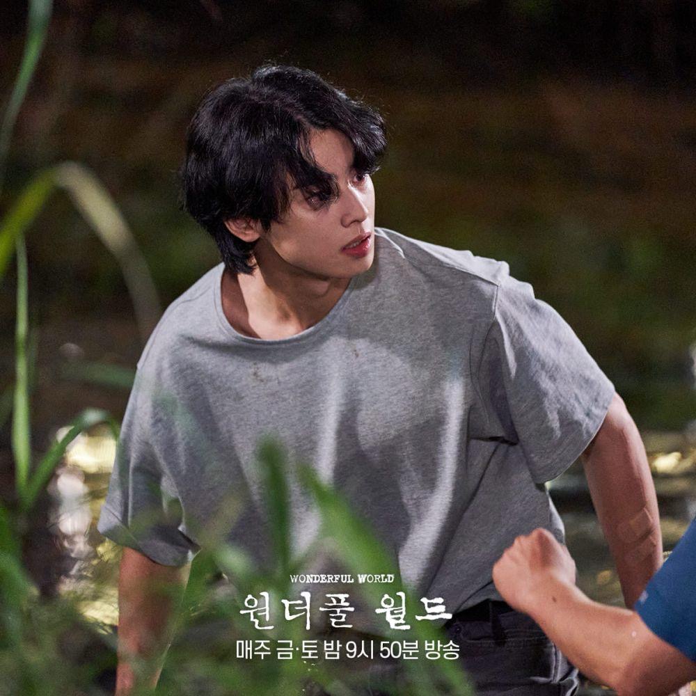 Cha Eun Woo Bawa Watak Lelaki Misteri Kurang Bercakap dalam Wonderful World, Lelaki yang Menyimpan Trauma 4 fa4586ae d741 40dd 903d d2cc6acc6cf2