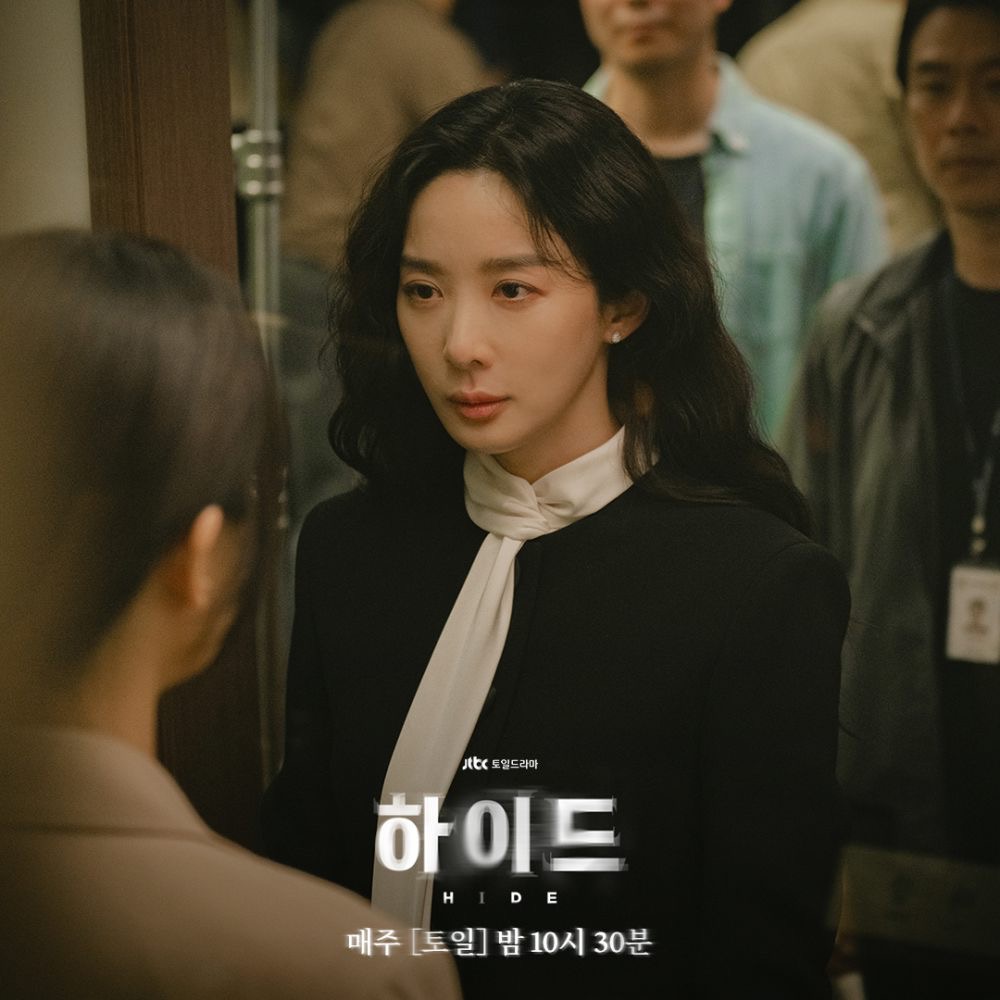 Kdrama Hide: 7 Kekejaman Lee Chung Ah Kepada Keluarga Lee Bo Young 5 8c2c7879 bf72 4330 8458 ccf71a64e2cc