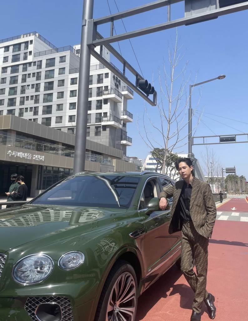 Sebagai Villain dalam “Queen of Tears”, Park Sung Hoon Ternyata Dari Keluarga Kaya Raya di Dunia Nyata, Putera Idaman Ramai Gadis Korea 5 IMG 1755
