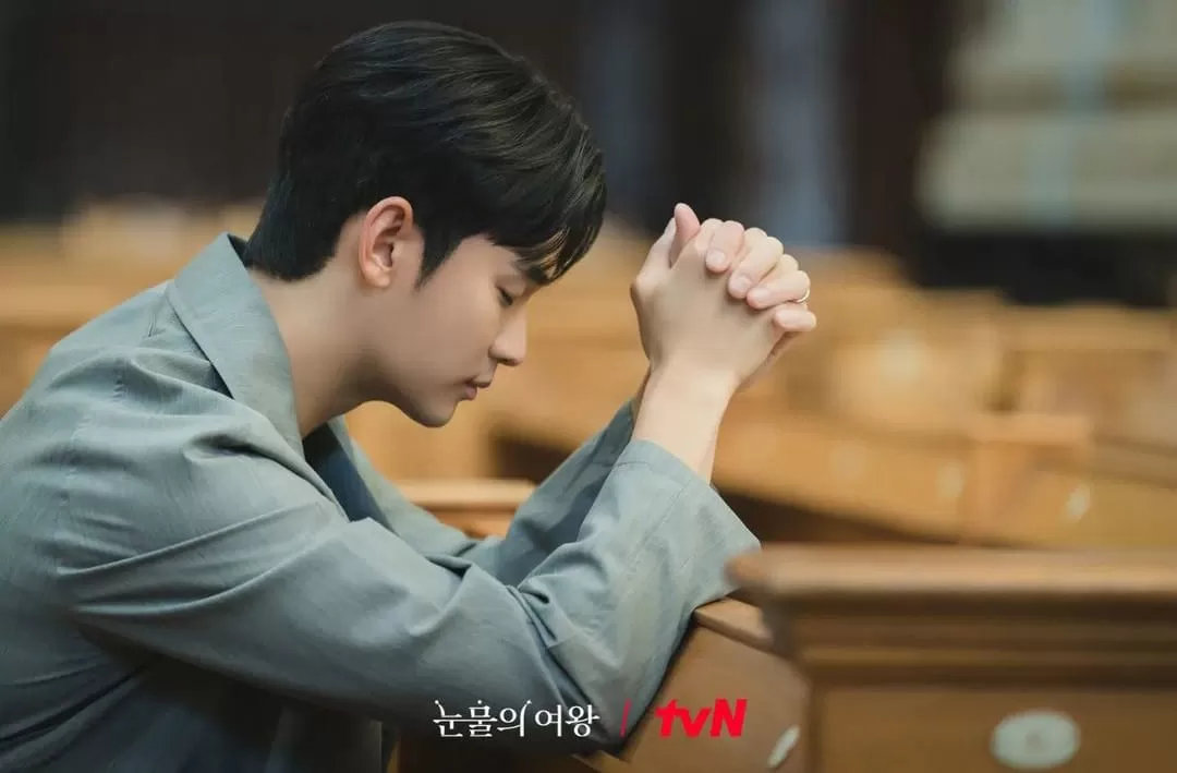 Queen of Tears: Berjayakah Kim Soo Hyun Meyakinkan Kim Ji Won Menjalani Pembedahan? 2 Queen of tears