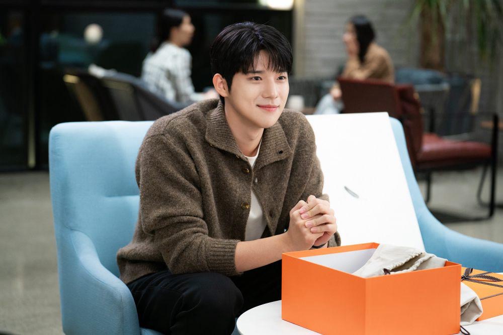 Kdrama Rom-com “Cinderella at 2AM” Menampilkan Moon Sang Min Sebagai Lelaki Green Flag 2 6f85bf88 8fbc 4dd0 b09f ccf96cba8ec6