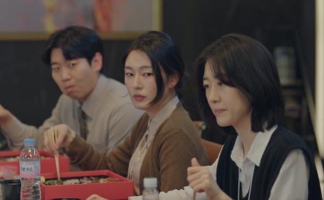 Choi Sa Ra Mendapat Balasan Kerana Menjadi Perempuan Penyondol dalam Good Partner 1 Choi sa ra