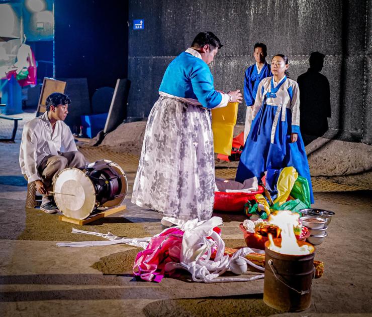 Shaman: Whispers from the Dead, Siri Dokumentari Korea Tentang Misteri Penyiasatan Dukun dan Hantu 6 IMG 6358