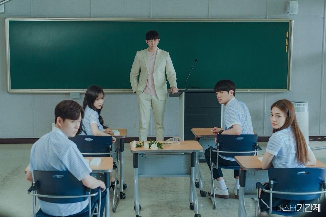10 Cadangan Drama Korea dengan Genre Misteri yang Menarik untuk Anda Tonton 4 cd7b9f82 a69a 400f bbdb 738c35560fed