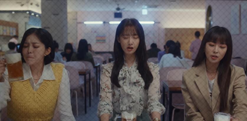 7 Kdrama Ini Tampilkan Cerita Lucu dengan Elemen Fantasi Menarik Serta Kisah Healing dari Patah Hati 6 52003a64 af91 4a22 9472 f16aea78439b