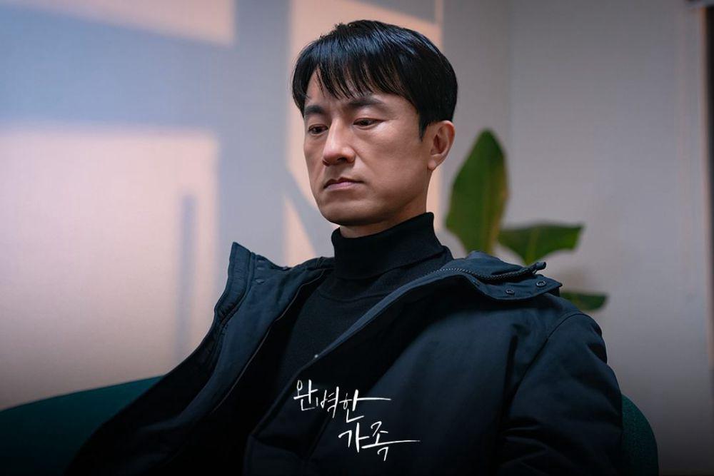 Episod Baru Perfect Family Fokus pada Keadaan Mental Park Ju Hyun yang Makin Teruk, Siapa yang Menyerangnya? 3 93668904 12fa 43dd 86ee 4a9b0cc4d5ff