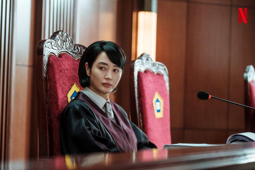 5 Drama Korea Tentang Hakim, Kisah Manipulasi Undang-Undang dan Jenayah Terancang 2 ae9c20dd 6e67 4ffd ae63 e70d0fbe59e0
