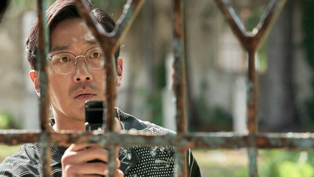 Selalu Bawa Watak Pembunuh Upahan dan Gangster, Ha Jung Woo Tampil dalam 5 Karya Hebat Ini 3 cad058c2 fa02 4eee ad90 8b796b20c1b7