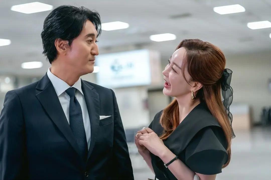 3 Perkara Menarik Tentang Kdrama Baru “Iron Family”, Kisah Kekeluargaan dengan Sentuhan Komedi Gelap 1 Iron family